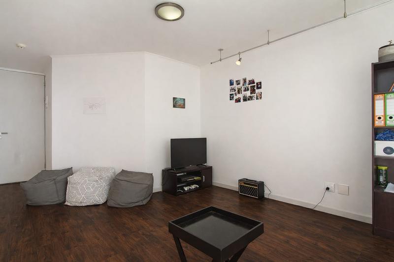 1 Bedroom Property for Sale in Claremont Western Cape